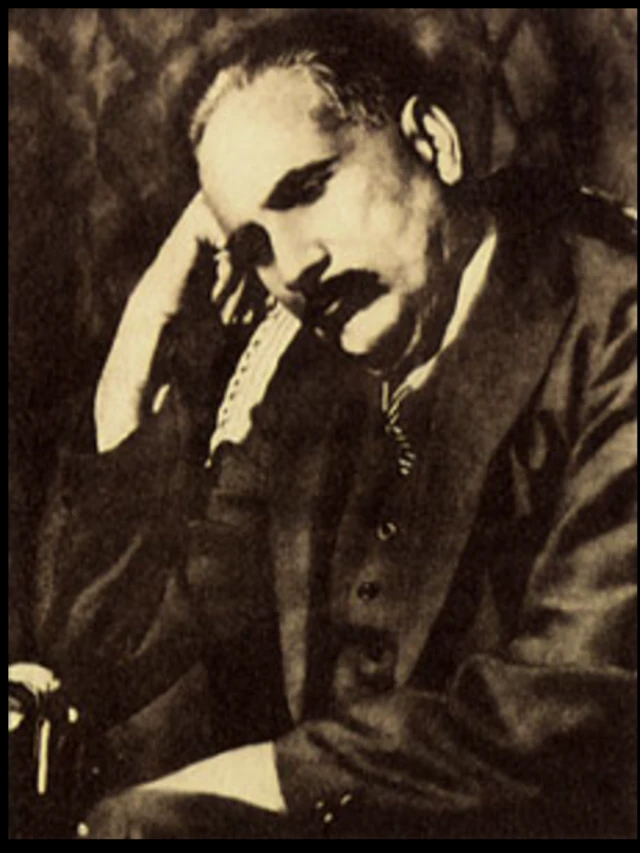 علامه اقبال لاهوری 