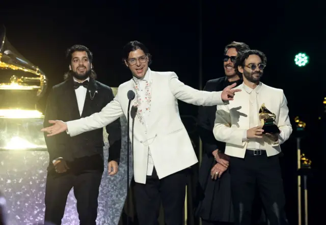 El grupo Ruwayana de Venezuela recibe el Grammy al mejor álbum latino de Rock o Alternativo