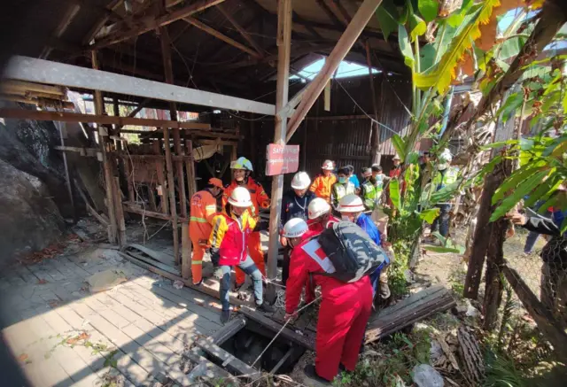 ကျင်းပြိုကျတဲ့နေရာက ပတ္တမြားအပါအဝင် ကျောက်မျက်တူးဖော်တဲ့ နေရာတွေဖြစ်တယ်လို့ သိရပါတယ်။