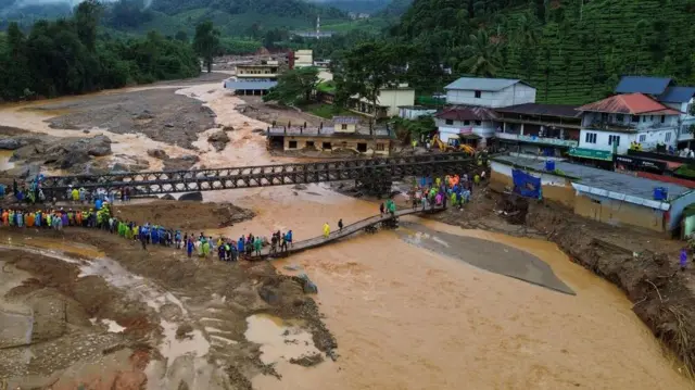 வயநாடு மீட்புப் பணி: பாலம் அமைத்த 'டைகர்' மேஜர் சீதா ஷெல்கே - இவர் யார்?