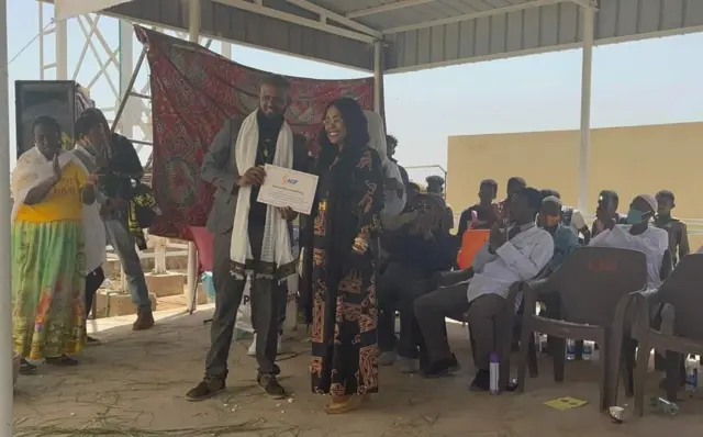 መርከብ ቦኒታ ኣብ መዓስከር