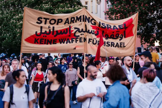 من مظاهرة في برلين