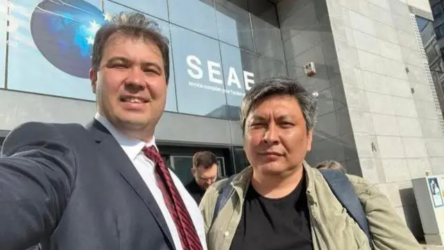 "Клооптун" негиздөөчүлөрүнүн бири Ринат Тухватшин жана Temirov Live, "Айт Айт Десе" долбоорлорунун түптөөчүлөрүнүн бири Болот Темиров