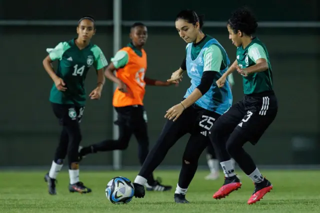 خلال التدريبات