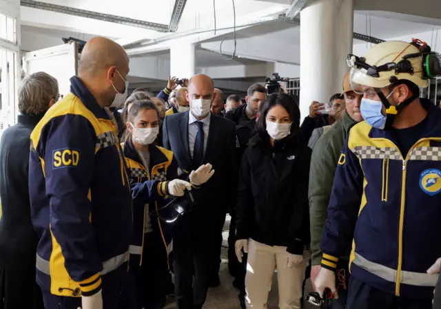 وزیران خارجه آلمان و فرانسه در این سفر از زندان صیدنایا که مخوف‌ترین زندان سوریه نامیده می‌شود، دیدن کردند