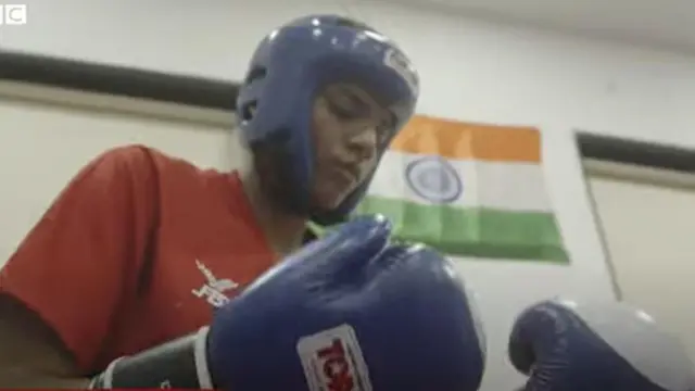 ડિંકલ પ્રેક્ટિસ કરતી વખતે