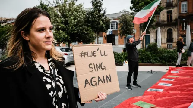 تجمع اعتراضی برای آزادی توماج صالحی