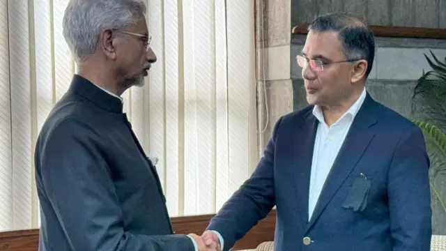 ख़ालिदा ज़िया के बेटे तारिक़ रहमान के साथ भारत के विदेश मंत्री एस जयशंकर