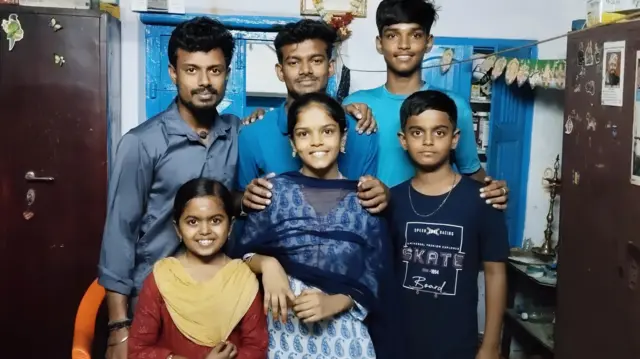 ஐஐடிக்கு தேர்வாகியுள்ள விருதுநகர் அரசுப் பள்ளி மாணவி