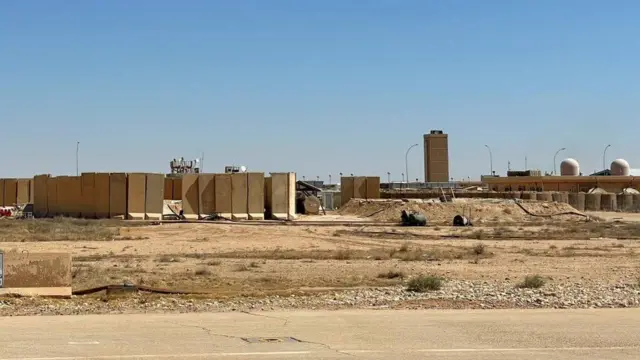 अल असद हवाई बेसलाई निशाना बनाइएको थियो