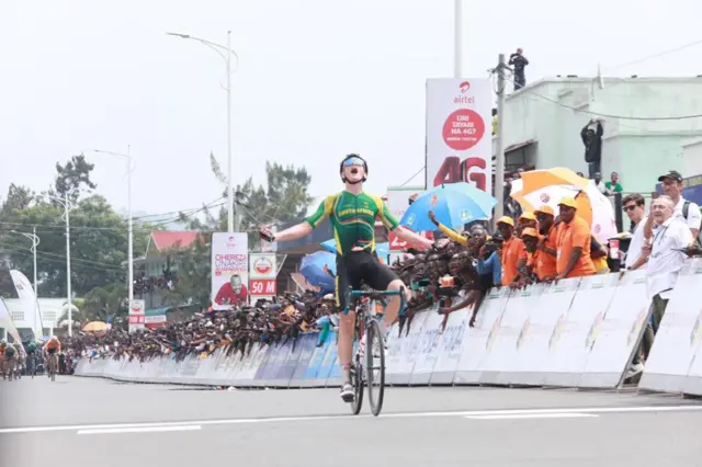 ንሓሙሻይ መድረኽ ዝተዓወተሉ ደቡብ ኣፍሪቃዊ ኣርሚስቶን ካሉም 