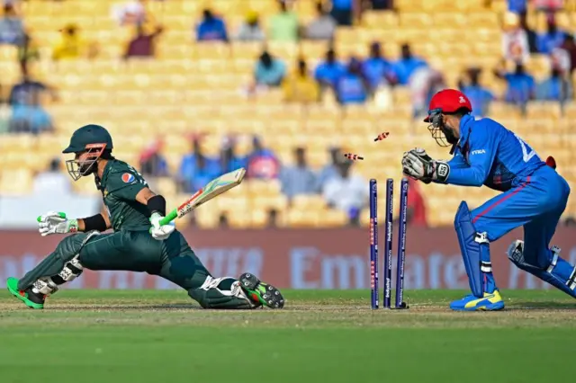 பாகிஸ்தான் ஆப்கானிஸ்தான்