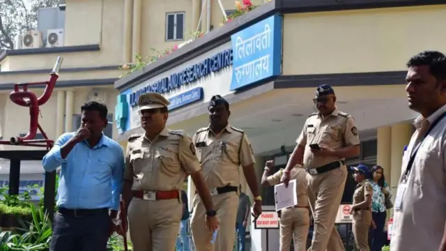 हल्ल्यानंतर सैफ अली खानला उपचारार्थ लीलावती रुग्णालयात दाखल करण्यात आले होते.