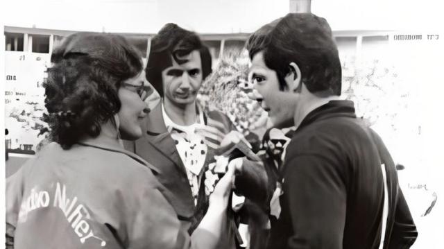 Mulher entrevista jogadorsportingbet cup apostascampo