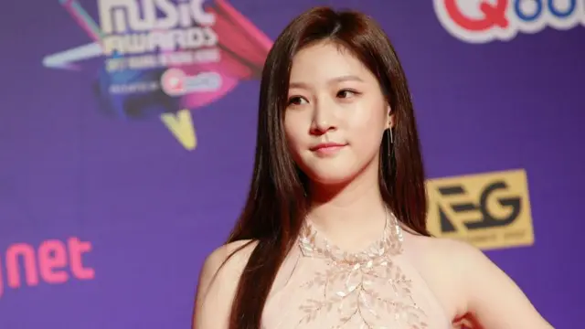 Актриса Кім Се Рон 