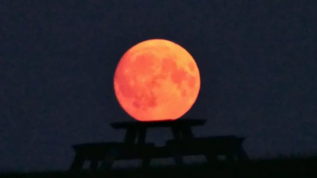 சூப்பர் ப்ளூ மூன்