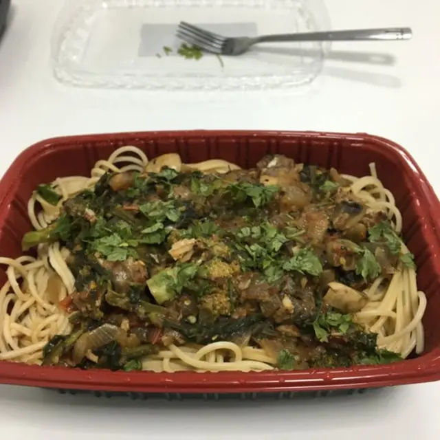 Spaghetti and vegetable stir fry