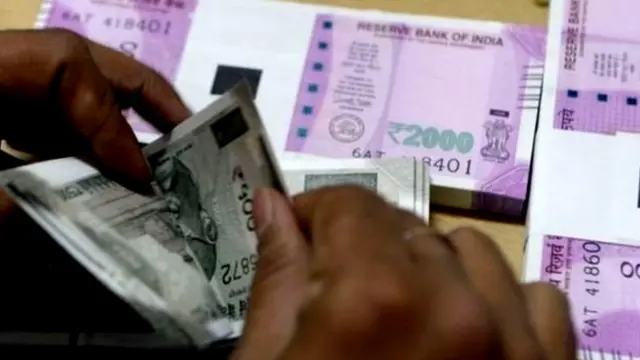 नोपळमध्येही नोटबंदी