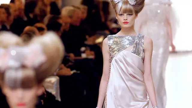 Paris Fashion Week, от кутюр весна-літо 2010.