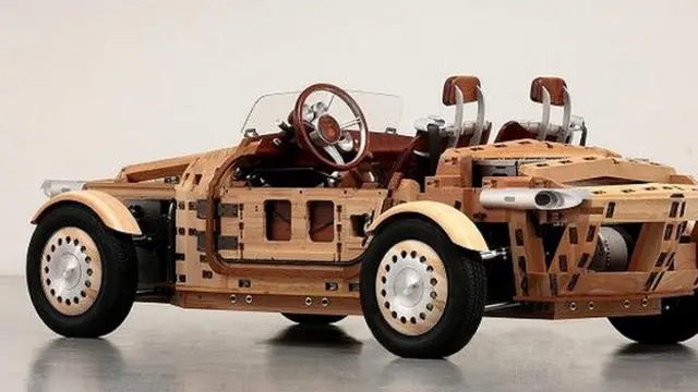 Деревянная "Тойота"