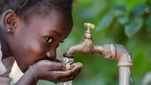 ካብ ቡምባ ማይ እትሰቲ ቈልዓ