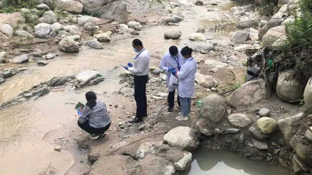 सिसडोलमा नमुना सङ्कलन