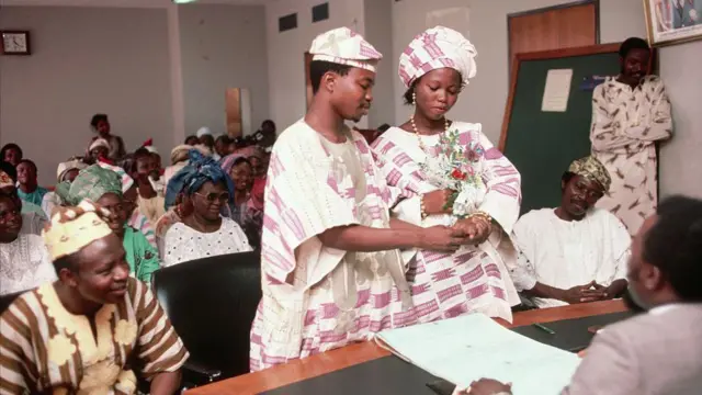 Tọkọtaya to n ṣe igbeyawo