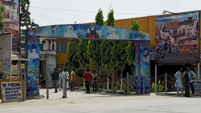 सिरसा स्थित डेरा सच्चा सौदा