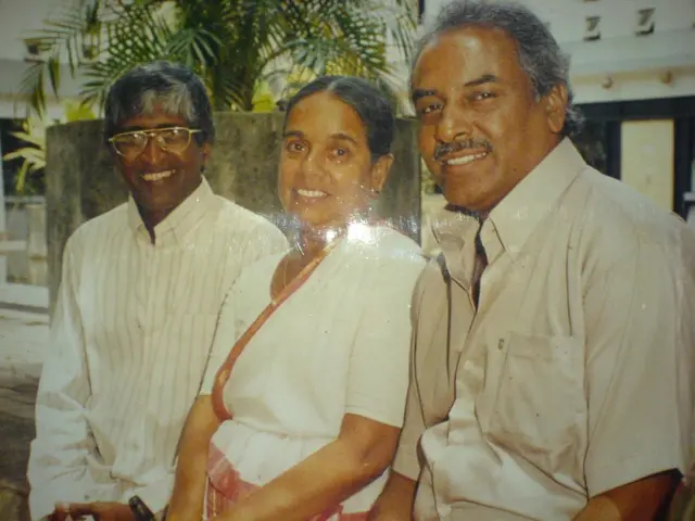 මහාචාර්ය සුනිල් ආරියරත්න, ආචාර්ය නන්දා මාලිනී සහ රෝහණ වීරසිංහ