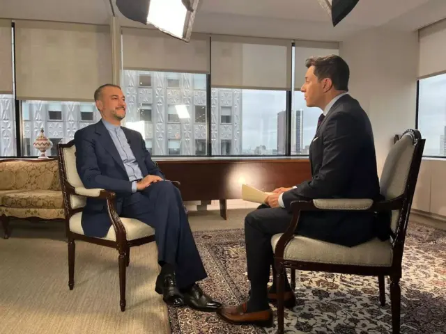 تام یاماس، مجری شبکه ان‌بی‌سی و امیر عبداللهیان