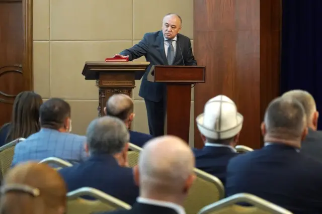 Текебаев Өмүрбек