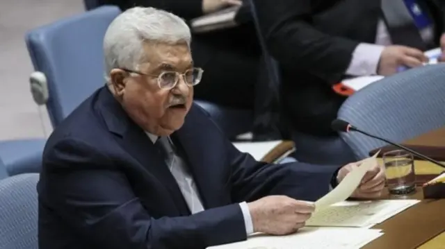 رئيس السلطة الفلسطينية محمود عباس