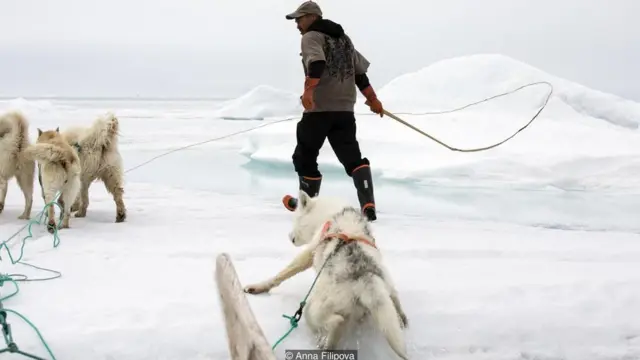 गायब होता एक गांव