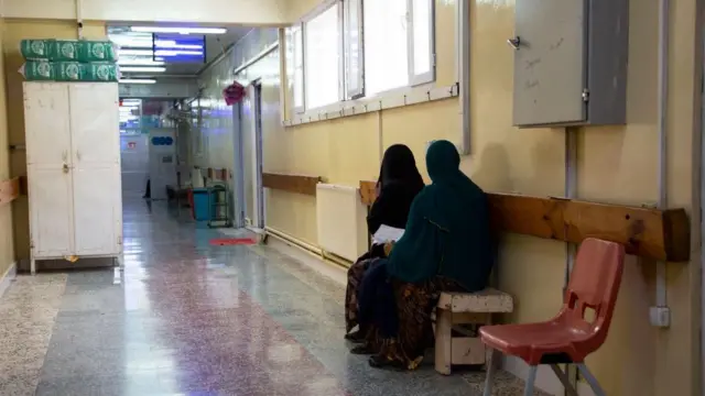 میندواره ښځې