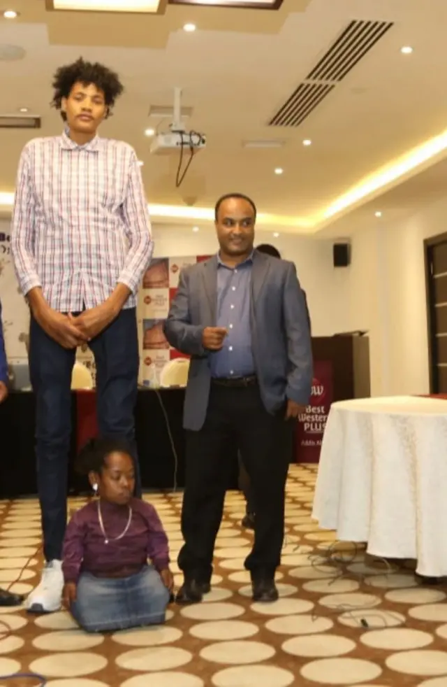 Namoota dheeraa, jiddugalaafi gabaabaa