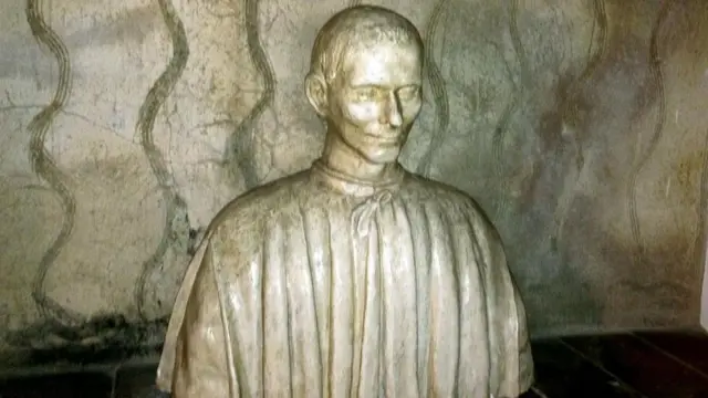 Un busto de Maquiavelo