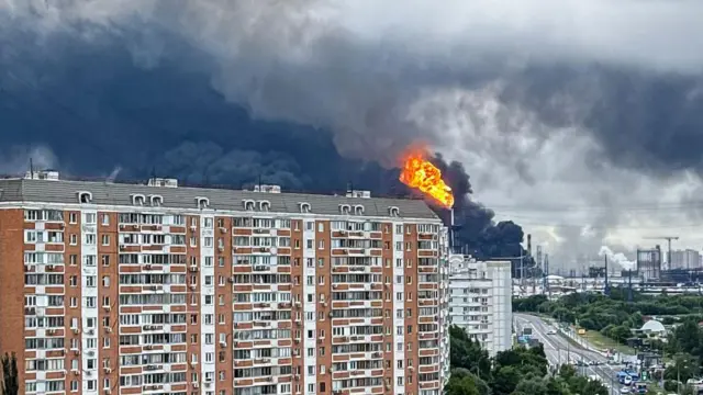 Пожежа після атаки на московські НПЗ 18 червня  