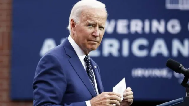 जो बायडन 