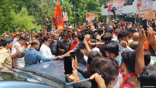 राज ठाकरे सध्या विदर्भ दौऱ्यावर आहेत.