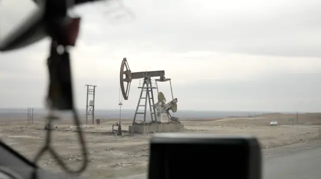 تاسیسات نفتی