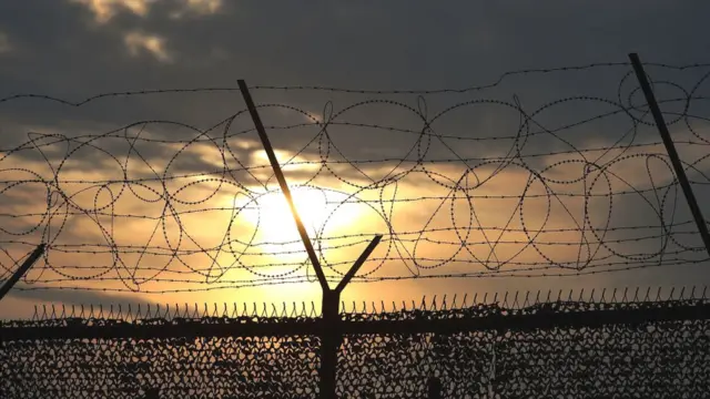 उत्तर कोरिया-दक्षिण कोरिया सीमा