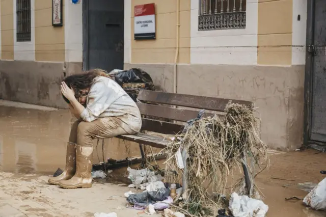 स्पेनमधील पुरात 200 पेक्षा जास्त लोक मृत्युमुखी