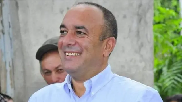 Azər Süleymanov Vahid Milli Hərəkat partiyasından millət vəkilidir