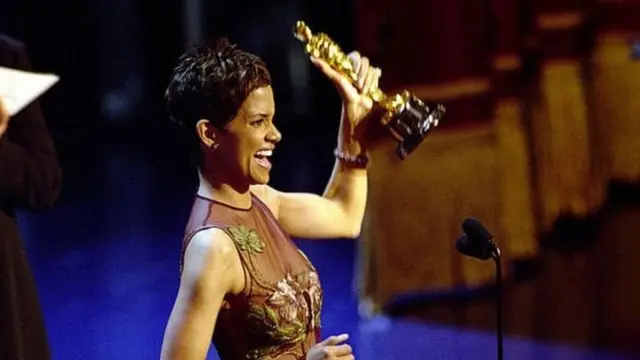 हॅली बेरी