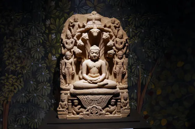 સમ્રાટ સંપ્રતિ કોણ હતા, જૈન ધર્મ અને સમ્રાટ સંપ્રતિ, સમ્રાટ સંપ્રતિ મ્યુઝિયમ કોબા, નરેન્દ્ર મોદી સમ્રાટ સંપ્રતિ, જૈન સાધુ આચાર્ય પદ્મસાગરસૂરીશ્વરજી, બીબીસી ગુજરાતી સાથે સમજો 