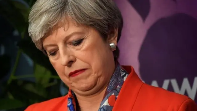 Intebe umugambwe w'aba "Conservateurs" wa Theresa May warufise zagabanutse