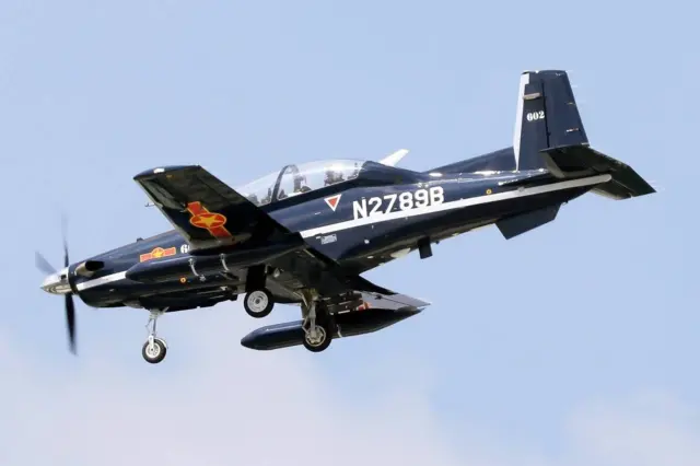 Máy bay huấn luyện T-6C Texan II