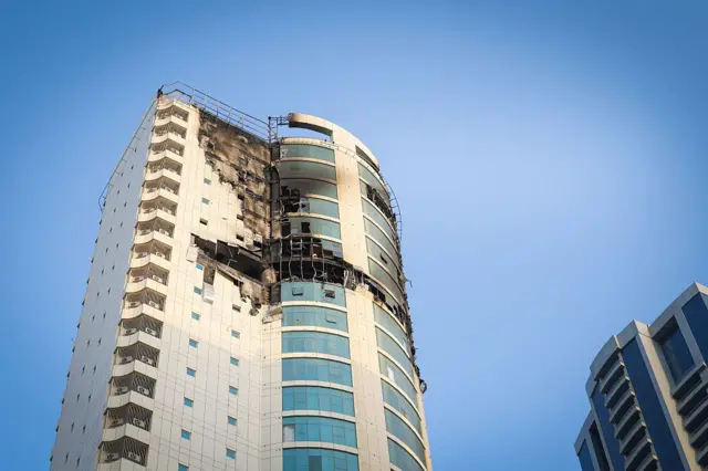 பஹ்ரைனில் தாக்கப்பட்ட கட்டடம் 