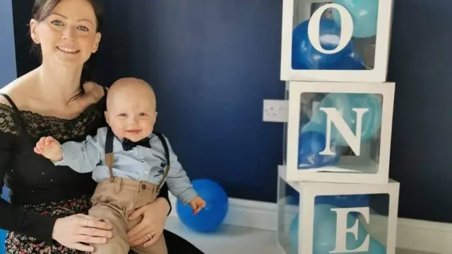 نيكول وديلان