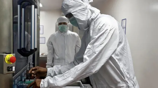 கொரோனா தடுப்பூசி